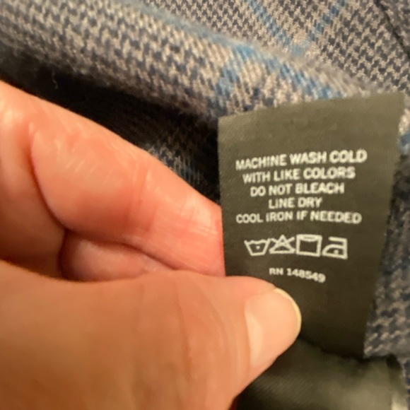 Men’s Kenneth Cole Slim-Fit long-sleeve shirt Size M - Picture 5 of 5